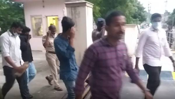 5 பேர் கைது