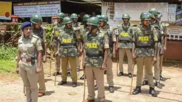 8 நாளில் 3 கொலைகள் 8 நாளில் 3 கொலைகள்