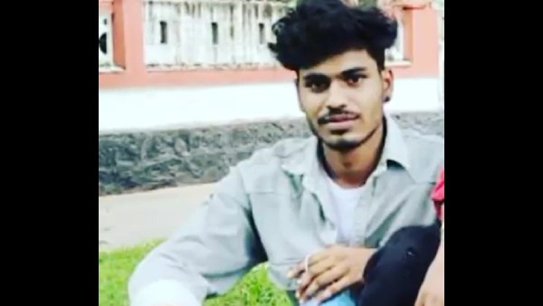  மோட்டார் சைக்கிள் மீது மோதியது