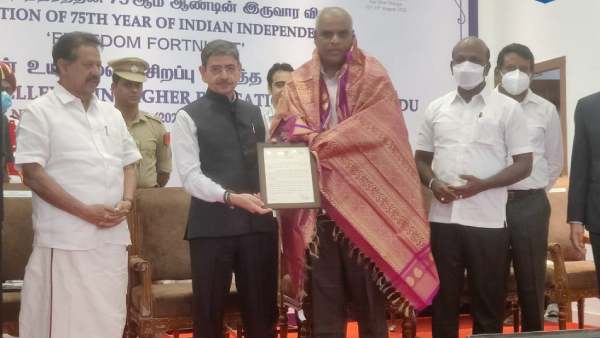  சர்வதேச புகழ்