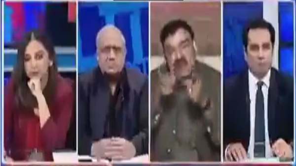 எச்சிலை துப்பினார் 