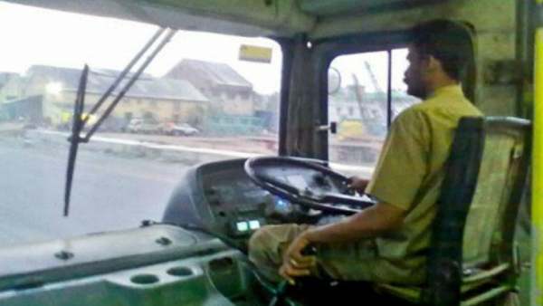 திரில்லிங் திரில்லிங்