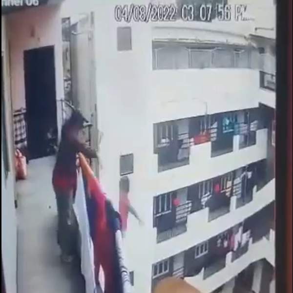 குழந்தையை வீசிய தாய் 
