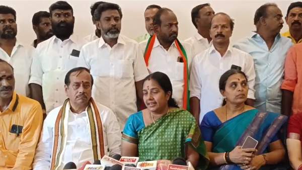 யார் ஆதீர்வாதத்தில்? 
