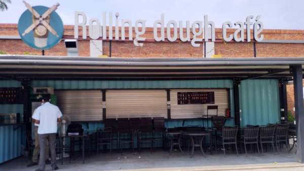 ஐஸ்கிரீமில் மது 