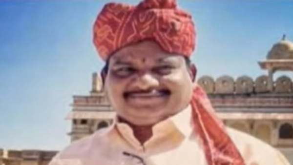 பாஜக மாவட்டத் தலைவர் கைது 