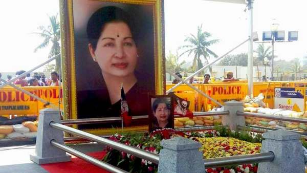 ஜெ.நினைவிடத்திற்கு 