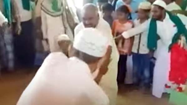  அமைச்சர் செஞ்சி மஸ்தான் 