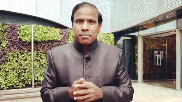 யார் இவர்? 