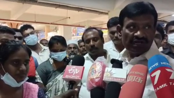 முதல்வர் ஆறுதல் முதல்வர் ஆறுதல்