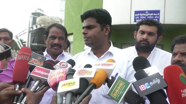 இலவசங்களால் முன்னேறி இருக்கிறதா? 