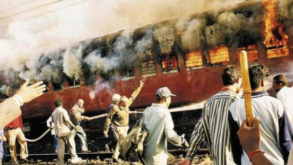 கலவரம் கலவரம்