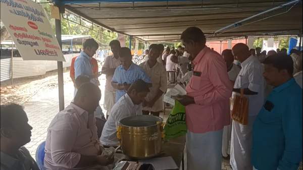  புதுக்கோட்டையில் மொய்விருந்து 