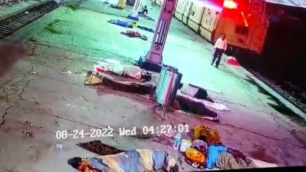  குழந்தை திருட்டு