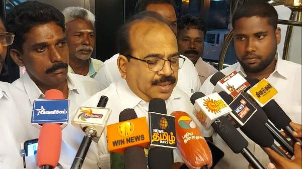 அரசியலுக்கு அங்கீகாரம் 