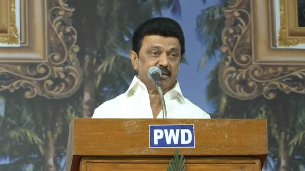 அதிமுக மீது விமர்சனம் 