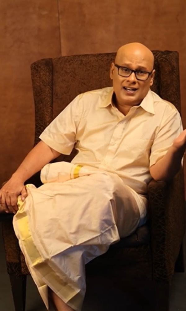 அழகனில் அறிமுகம்