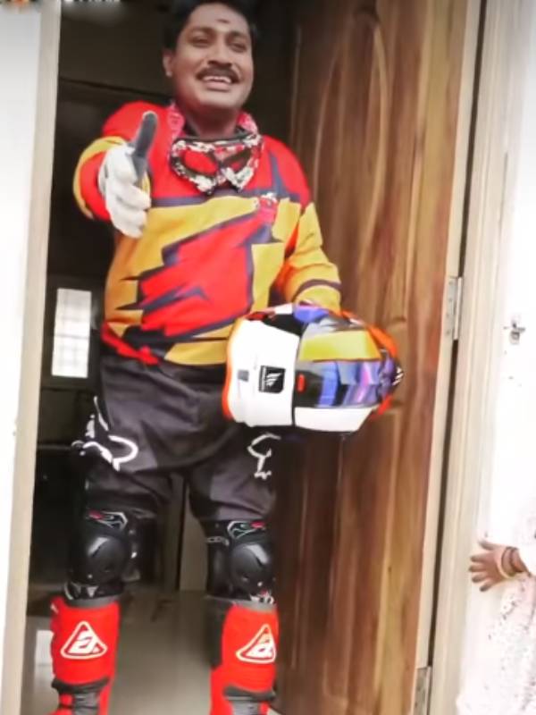  லட்சக்கணக்கில் ரசிகர்கள் 