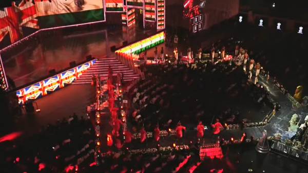 கண்கவர் கலை நிகழ்ச்சிகள் 