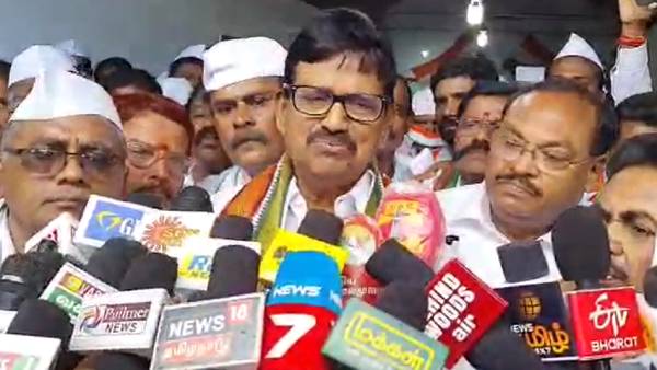 அம்பானி அதானி 