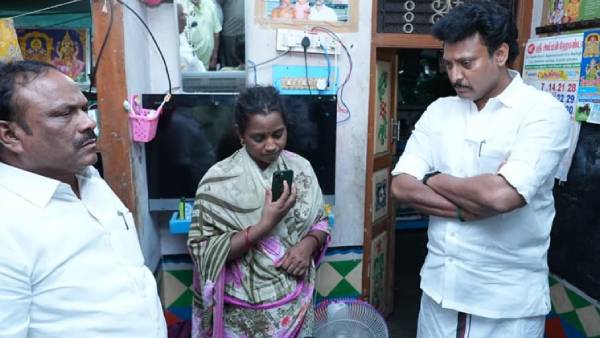 வீட்டுக்கே சென்ற அமைச்சர் 