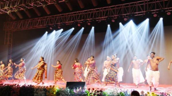  இசையார்ந்த நாட்டிய நாடகமாக