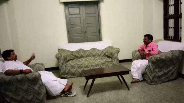 மன்னிப்பு கேட்க வந்தேன் 