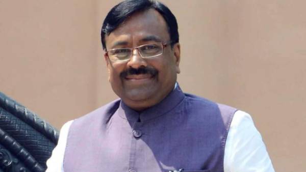 சுதிர் முங்கண்டிவாருக்கு சுதிர் முங்கண்டிவாருக்கு