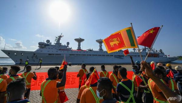  நட்பின் அடிப்படையில்