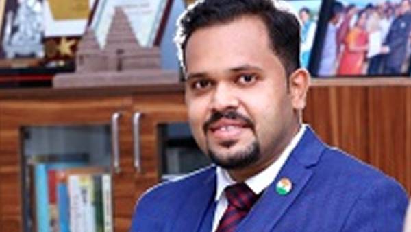  செங்கல்பட்டு ஆட்சியர் 