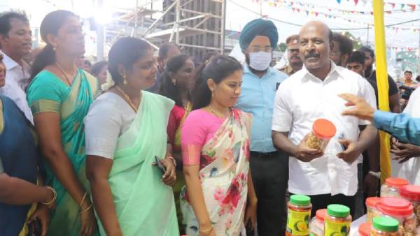 பாரம்பரிய உணவு நடைபயணம் 