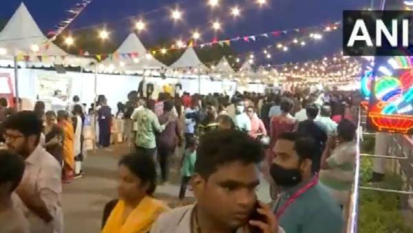 போக்குவரத்து நெரிசல் போக்குவரத்து நெரிசல்