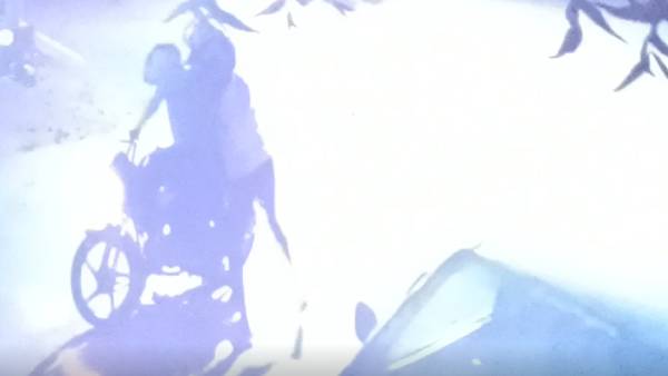 காரில் தீப்பற்றியது காரில் தீப்பற்றியது