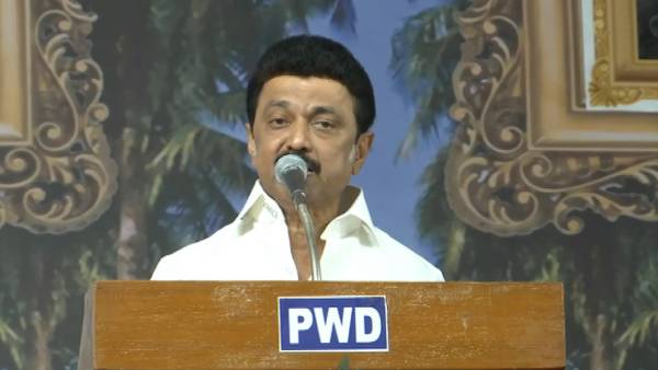 விமர்சிக்க தகுதி கிடையாது 