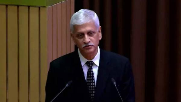 74 நாட்கள் 74 நாட்கள்