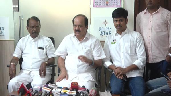 ஓபிஎஸ் தர்மயுத்தம் 