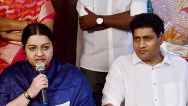 தீபாவை நேசிக்கிறேன் தீபாவை நேசிக்கிறேன்