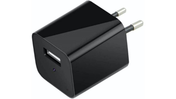 பெட்ரூமில் சார்ஜர்