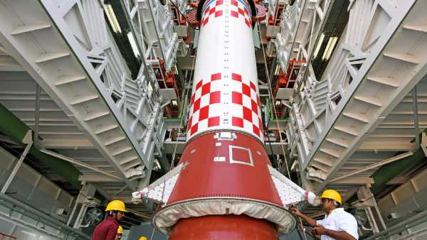 சோதனைகள் சோதனைகள்