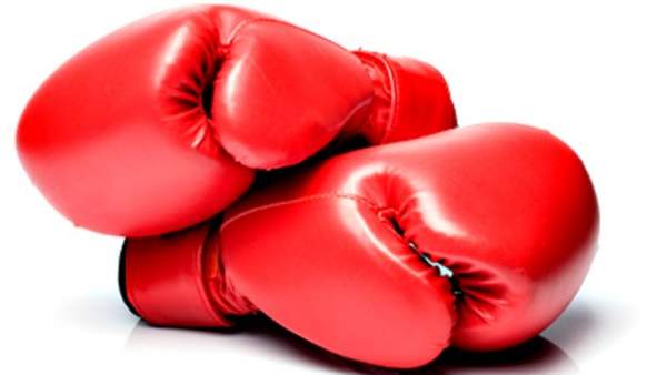 தலையில் விழும் அடி