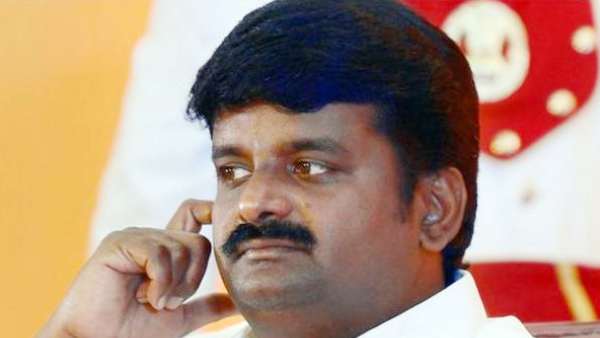 மாதாந்திர ஊழல்