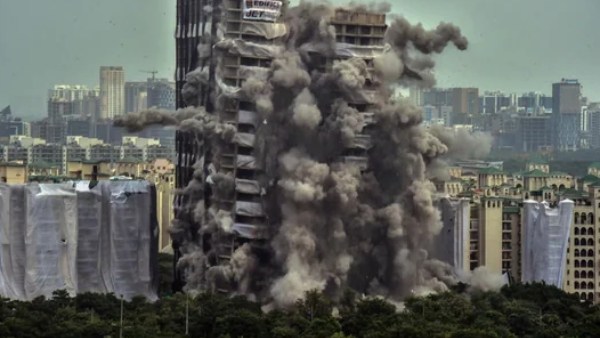  இரட்டை கோபுரம்