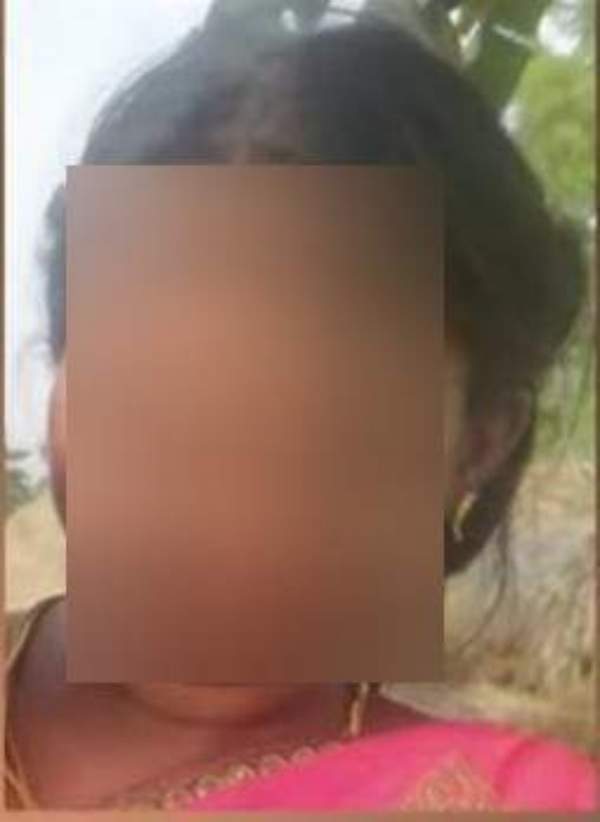 மனமுடைந்த தாய்க்கு ஆறுதல்