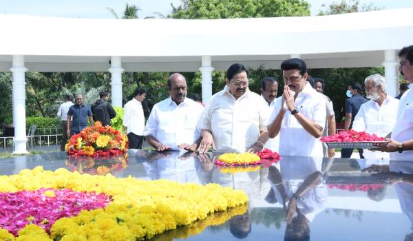 முதல்வர்களில் மூத்தவரே 