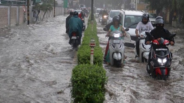 அதீத வெப்பம் அதீத வெப்பம்