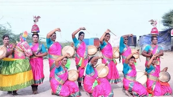 நாட்டுப்புற கலைஞர்கள் மகிழ்ச்சி 