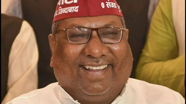 முஸ்லிம் பெண்களுக்கு மிரட்டல் 