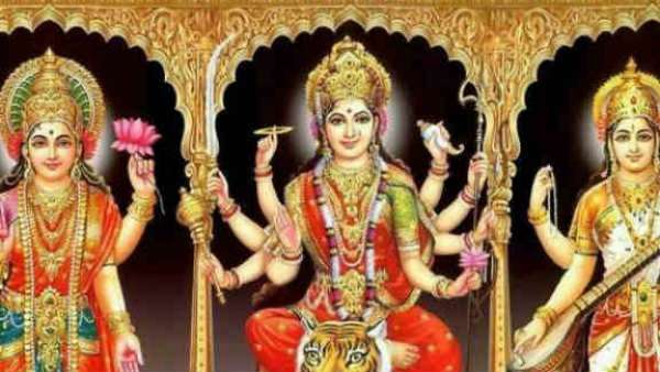 முப்பெரும் தேவியர்கள் முப்பெரும் தேவியர்கள்