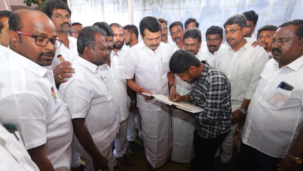  கல்லூரி மாணவர்கள் 