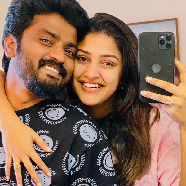 தனித்தனி சீரியல்களில் பிஸி